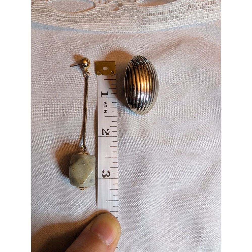 Showstopper Vintage Costume Earring Set - Picture 2 of 7
